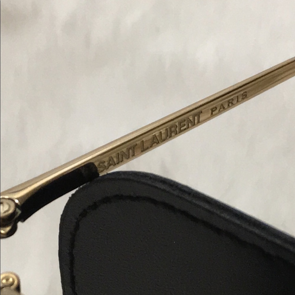 ⚜️👓SAINT LAURENT® Golden w/Black Lenses👓⚜️ - Picture 5 of 5